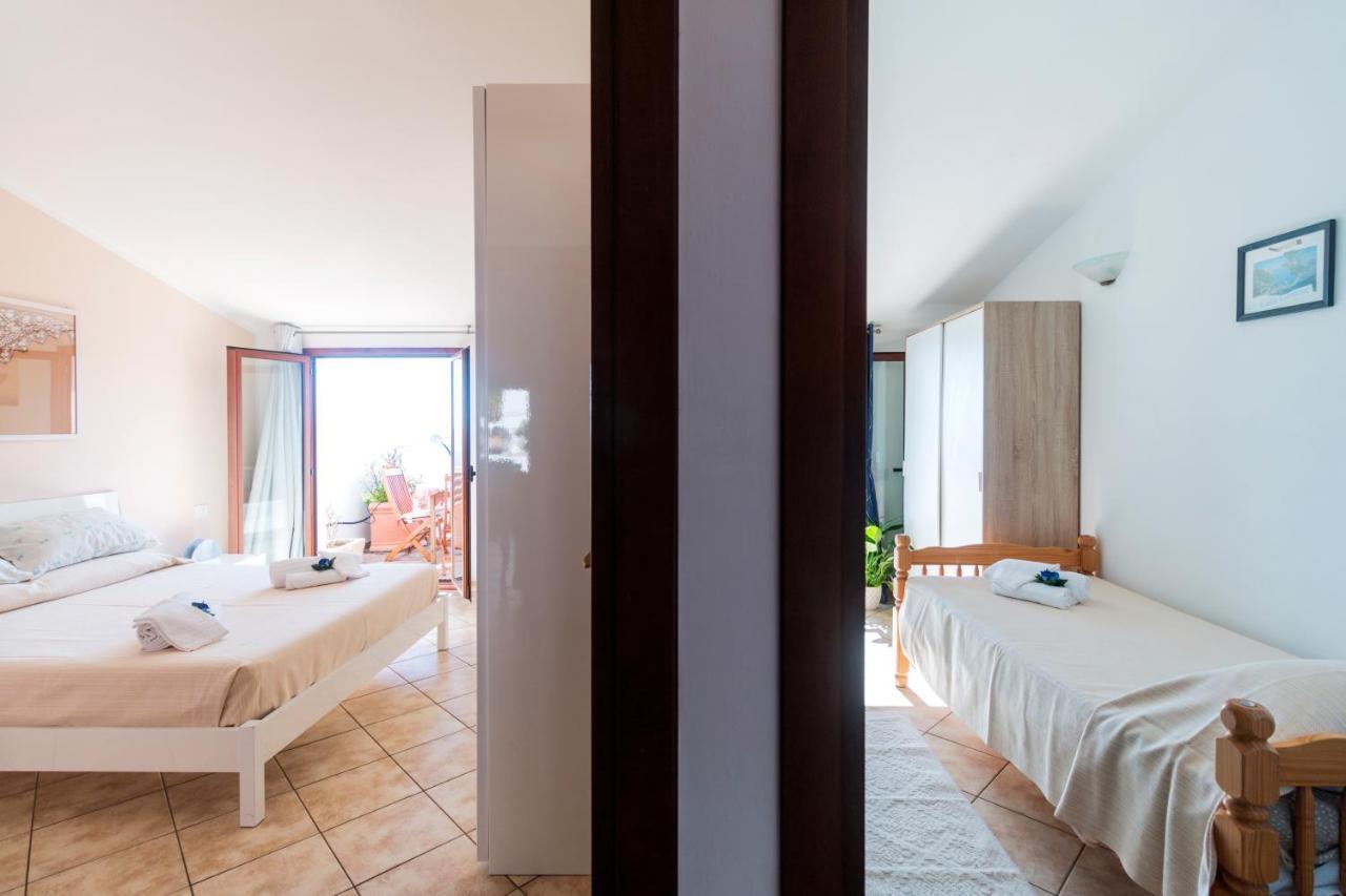 דירות קאלה גונונה Sebastian House מראה חיצוני תמונה